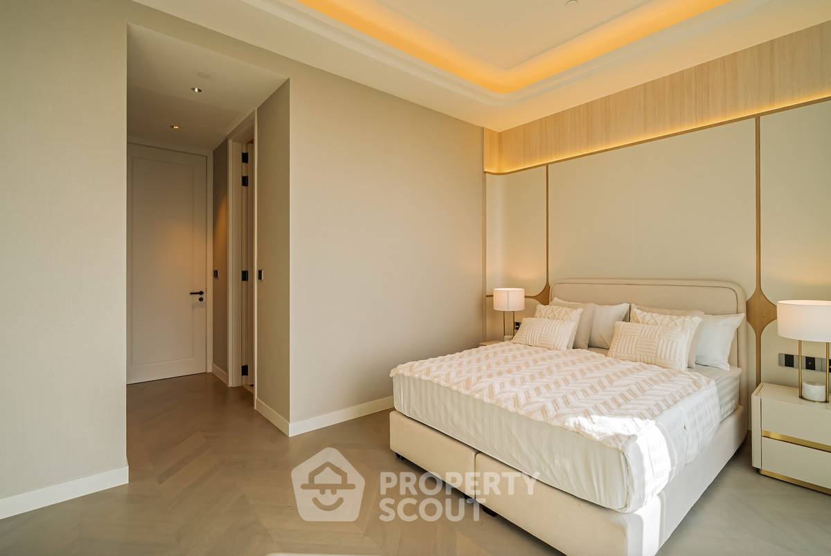 picture 3-BR Condo At One 89 Wireless, 31st Floor | 200m to MRT Lumphini (ID 2034254) - 6/13