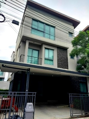 ขายบ้านแฝด : [[ขาย]] บ้านแฝด📌ใกล้Mega บางนา โครงการ บ้านกลางเมือง The Edition บางนา-วงแหวน แต่งสวย 💥