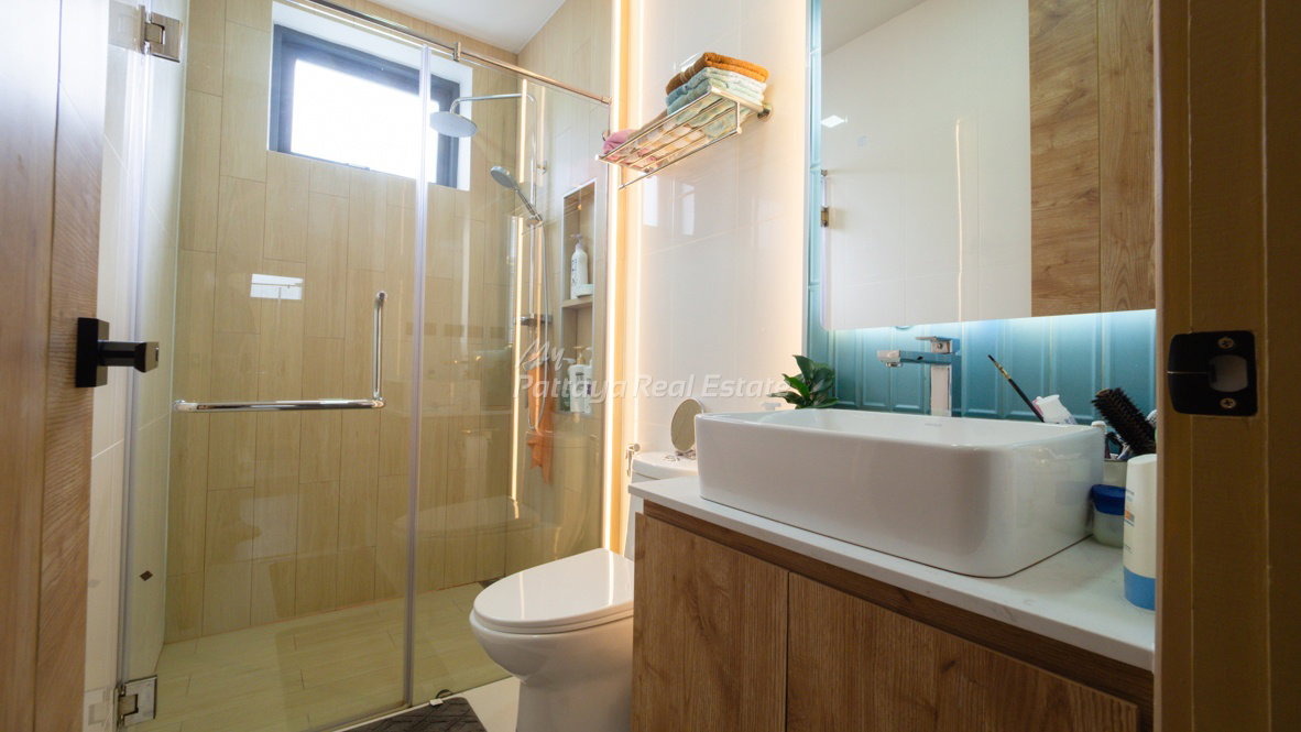รูป HE0035 - ขายบ้านวิลล่า 4+1 ห้องนอน ใกล้อ่างมาบประชัน - รูปที่ 15/27