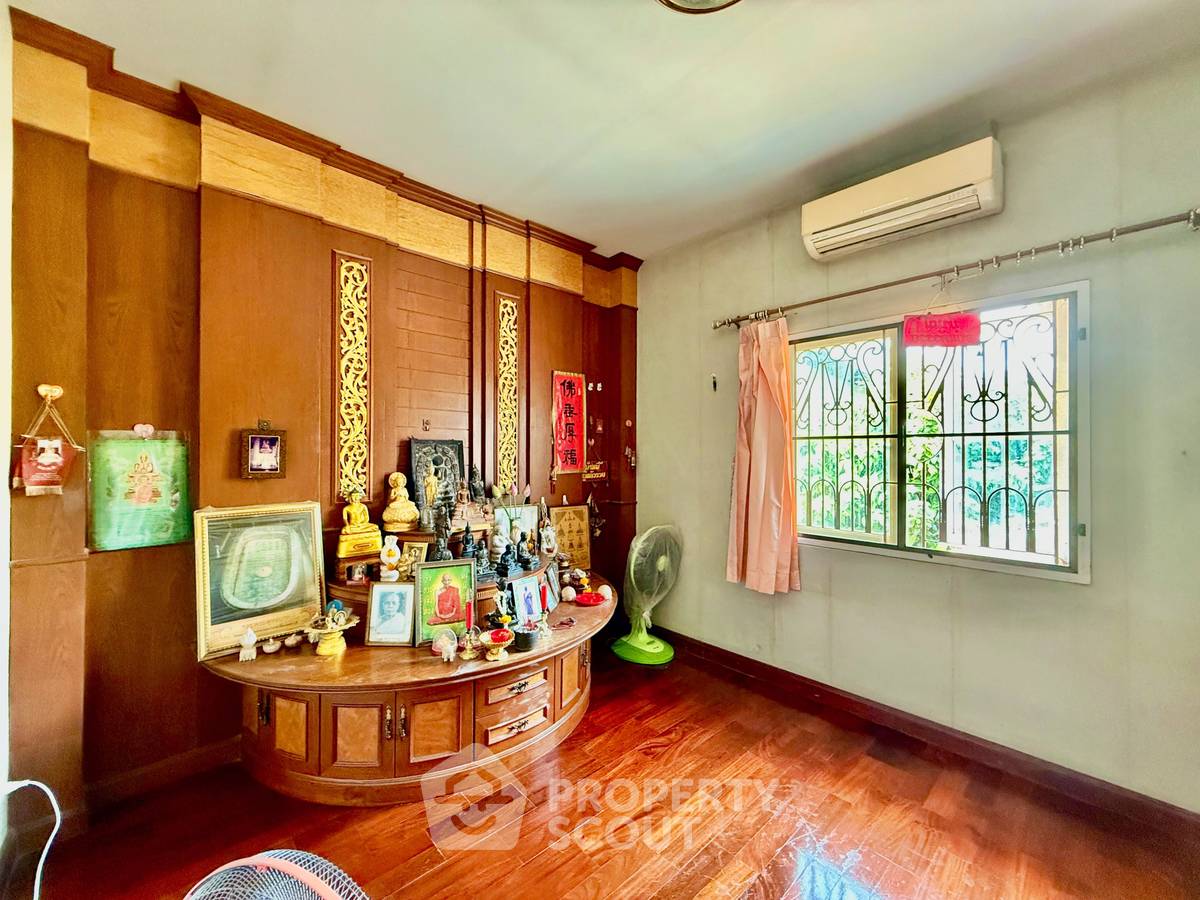 รูป บ้าน 4 ห้องนอน สำหรับขาย โครงการ Maneeya Masterpiece Rattanathibet ใกล้ MRT สายไหม (400 ม.) รับสัตว์เลี้ยง (ID 2431410) - รูปที่ 12/13