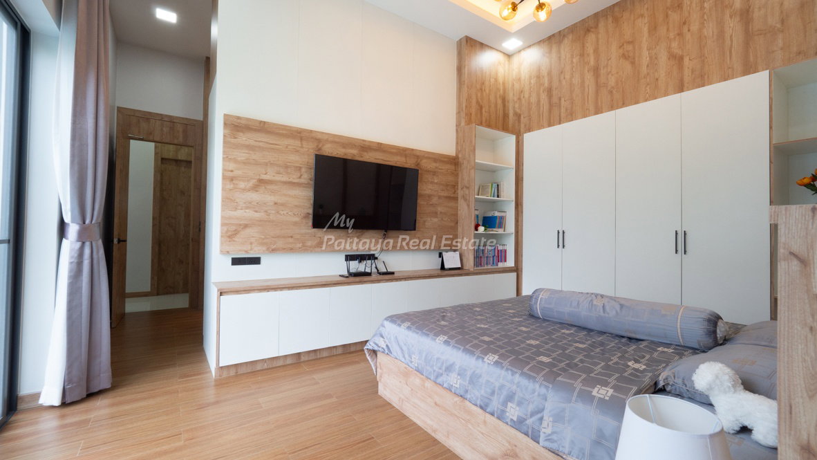 รูป HE0035 - ขายบ้านวิลล่า 4+1 ห้องนอน ใกล้อ่างมาบประชัน - รูปที่ 25/27