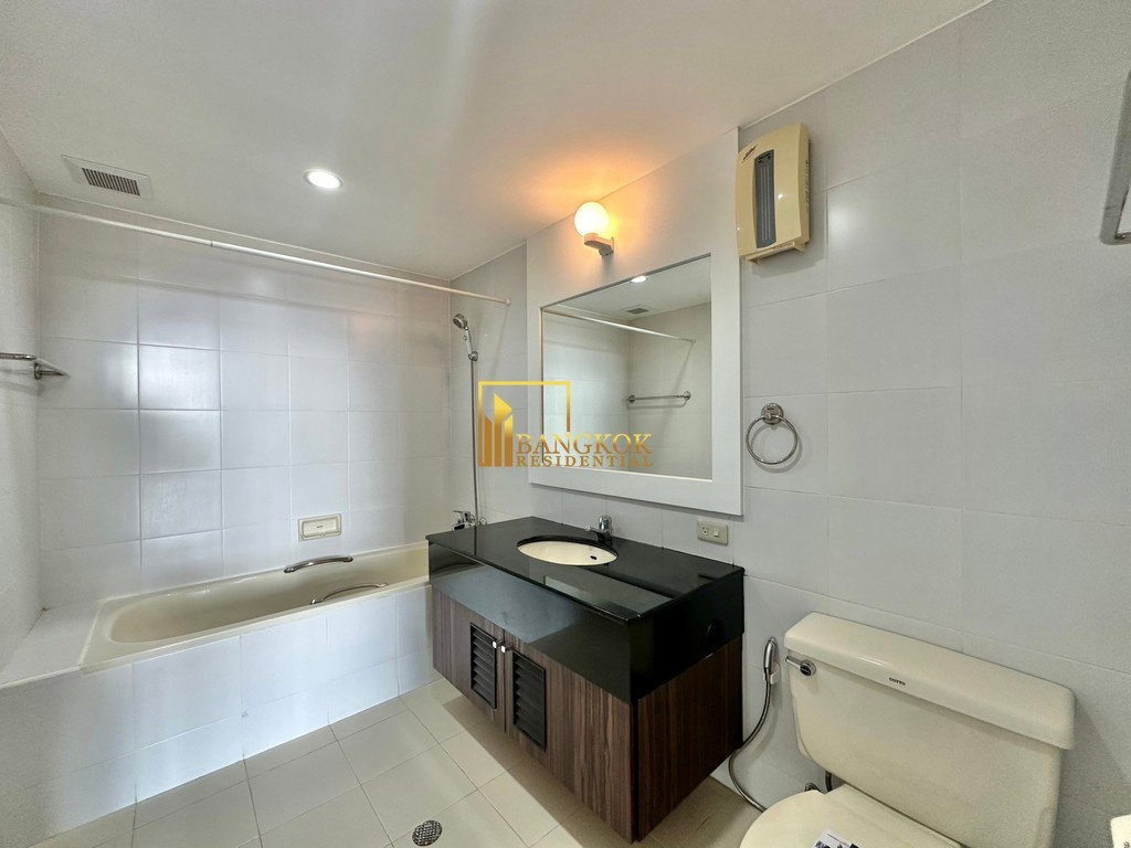 รูป Acadamia Grand Tower | 3 Bedroom Condo in Phrom Phong - BR18079CD - รูปที่ 20/41