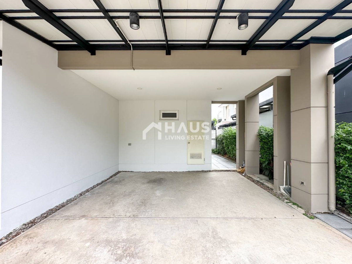 รูป แปลงหน้าสวน บ้านใหม่ พร้อมอยู่  ✨ ทุกองค์ประกอบทำให้หลังนี้คุ้มที่สุดในโครงการ 🌟  🔥 ขายบ้านเดี่ยว เซนโทร ราชพฤกษ์ 🔥 / 4 ห้องนอน #HRM5010 - รูปที่ 3/20