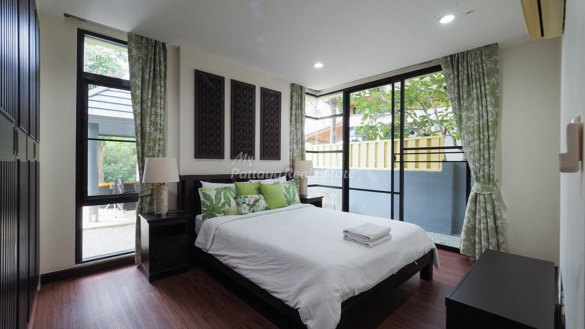 รูป HEHSP02 - ขายบ้านวิลล่า 4 ห้องนอน ฮอร์สชู พอยท์ - รูปที่ 11/18