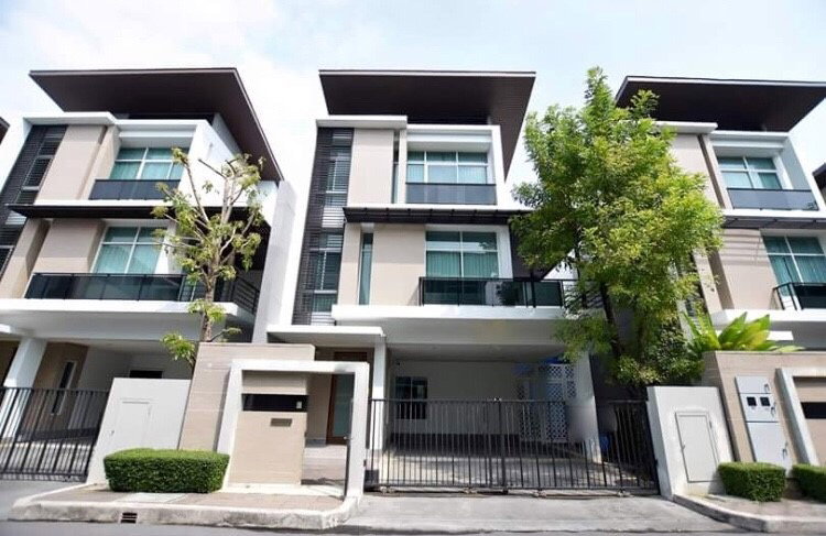 Houses for sale : Nirvana Rama 9: Detached House for Sale with tenant  3Floors- House 240 sqm 3 bedrooms