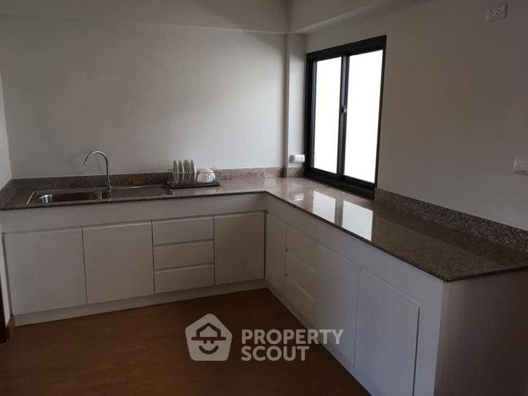 รูป ทาวน์โฮม 3 ห้องนอน 113 ตร.ม. ขาย เดอะ กรีนเนอรี่ ลอฟท์ ใกล้ท่าศาลา (ID 2435257) - รูปที่ 3/12