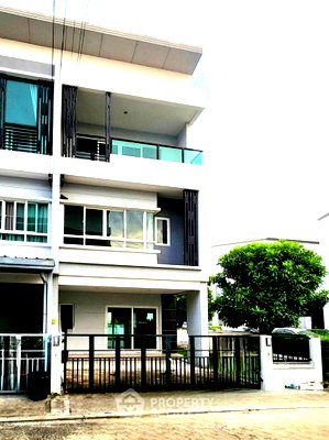 ทาวน์โฮม ถนนเทพรักษ์ : ทาวน์เฮาส์ 3 ห้องนอน 170 ตร.ม. โซนท่าแร้ง บางเขน รับสัตว์เลี้ยงได้ (ID 2430769)