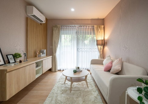 🏆 Sale The Seed Musee Sukhumvit 26 (2BR / 2BA / 2Car) Newly Decor Near BTS Phrom Phong. Near EmQuartier and Emporium Ready2move Garden View Low Rise