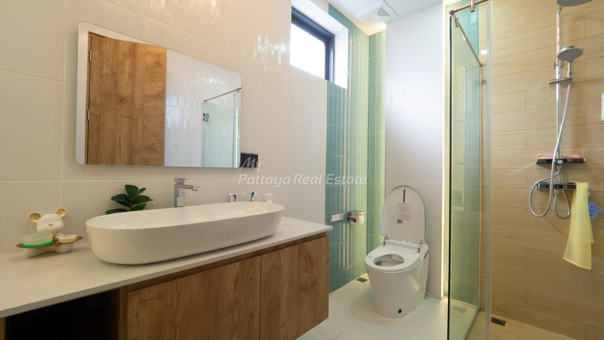 รูป HE0035 - ขายบ้านวิลล่า 4+1 ห้องนอน ใกล้อ่างมาบประชัน - รูปที่ 21/27
