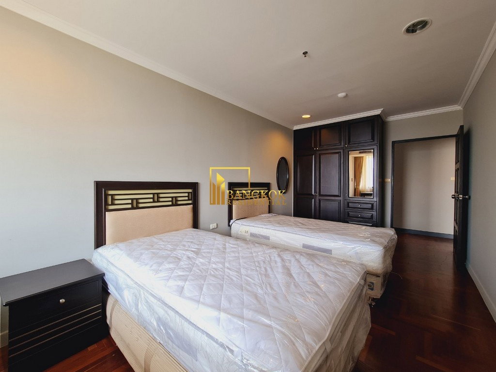 รูป Lake Green | 3 Bedroom Condo With Park Views - รูปที่ 13/31