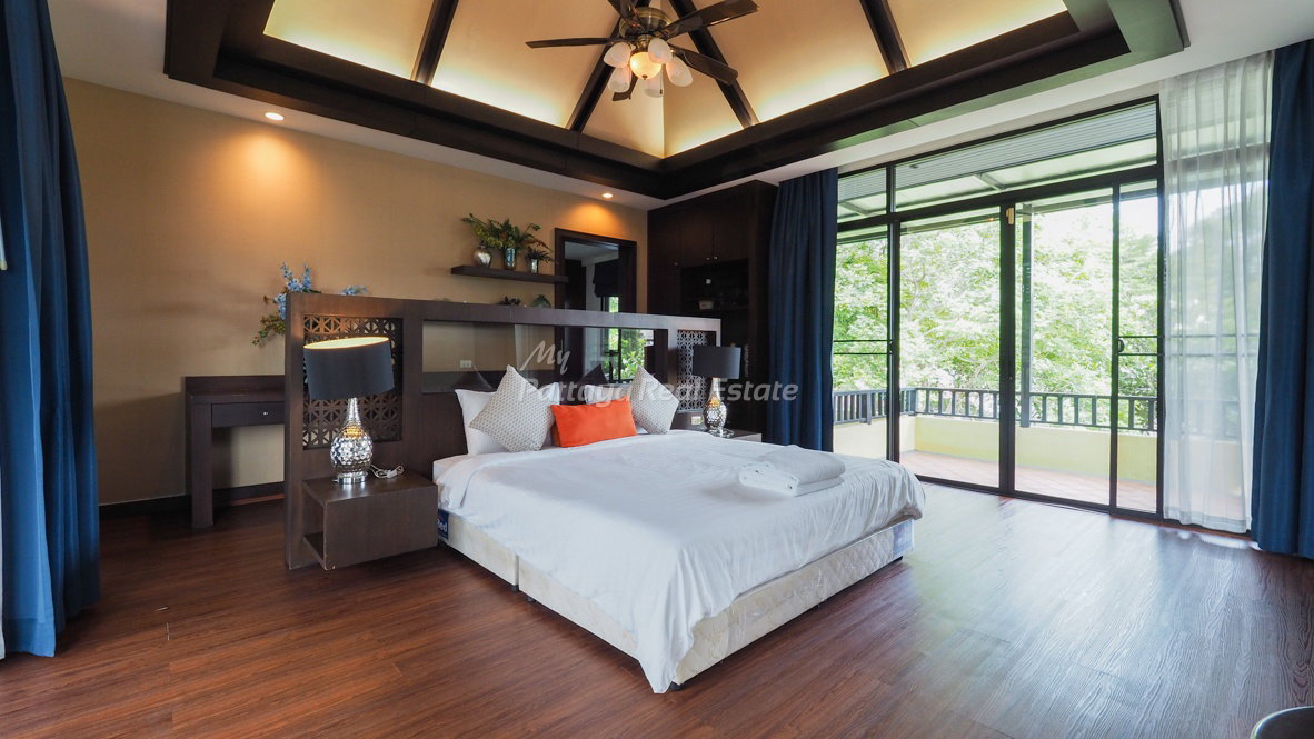 รูป HEHSP02 - ขายบ้านวิลล่า 4 ห้องนอน ฮอร์สชู พอยท์ - รูปที่ 13/18