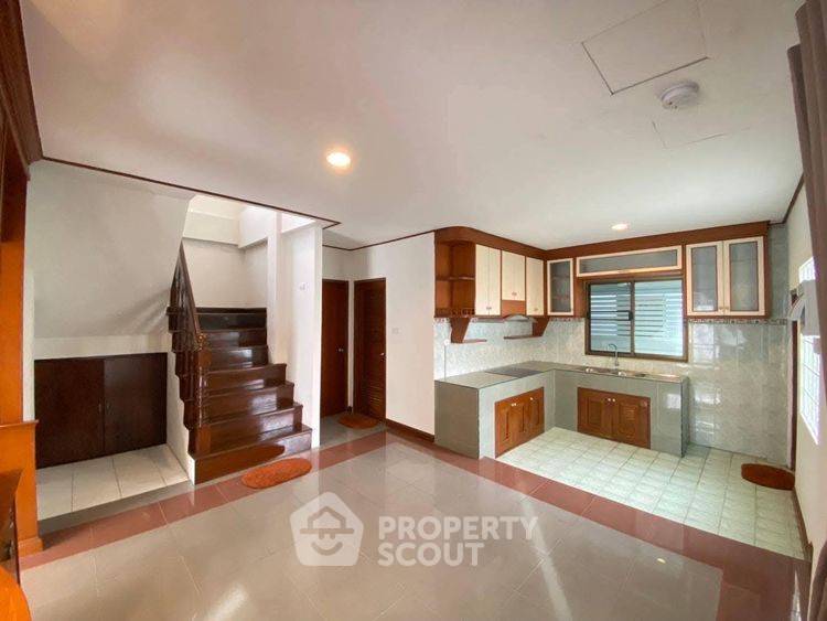 รูป บ้านเดี่ยว 4 ห้องนอน บ้านสามมุขธานี แสนสุข เมืองชลบุรี พื้นที่ 200 ตร.ม. (ID 2426277) - รูปที่ 9/11