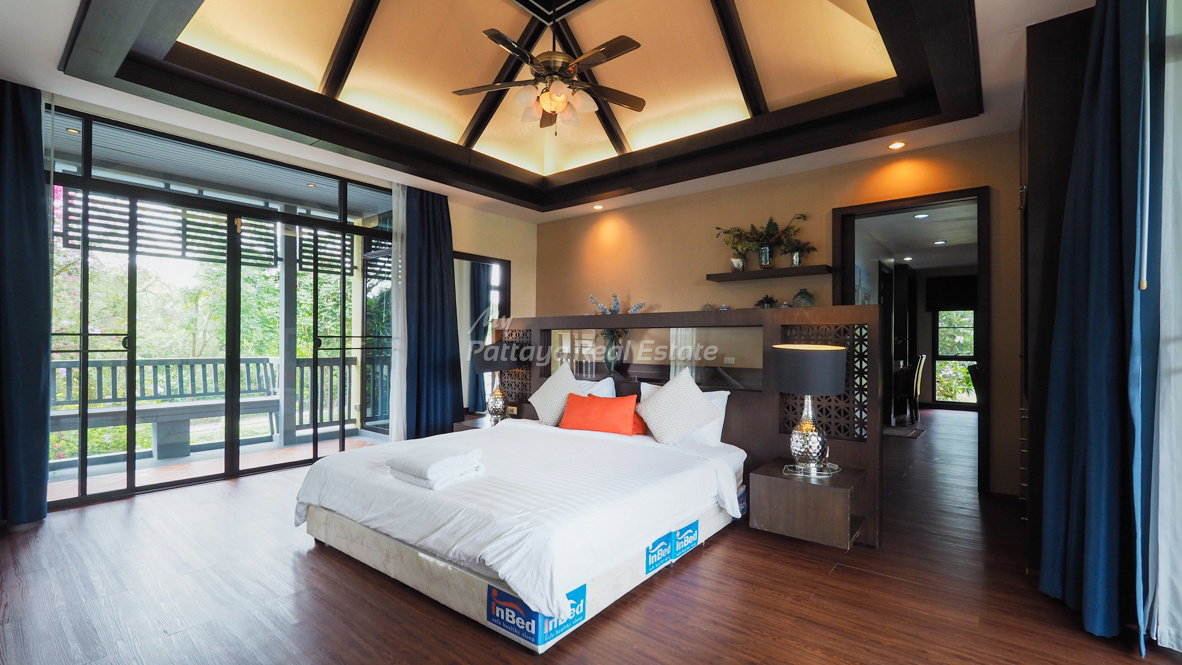 รูป HEHSP02 - ขายบ้านวิลล่า 4 ห้องนอน ฮอร์สชู พอยท์ - รูปที่ 14/18