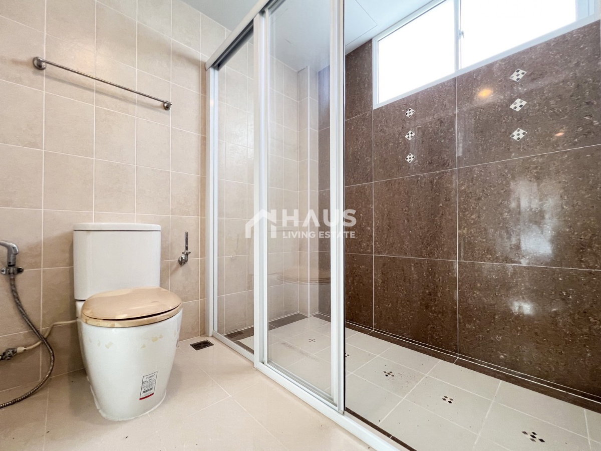 picture Baan Klang Muang Sathorn-Taksin 2 / 3 Bedrooms #TKAL001 - 13/13