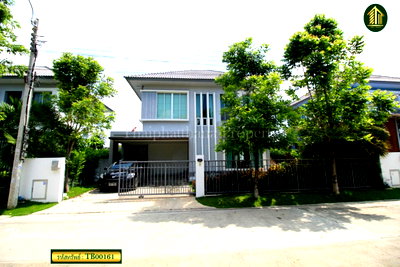 ขายบ้านเดี่ยว : หมู่บ้านวิลล่า โนวา เทพารักษ์  โครงการบ้านเดี่ยวหลังใหญ่ ติดถนนตำหรุ-บางพลี เดินทางสะดวก