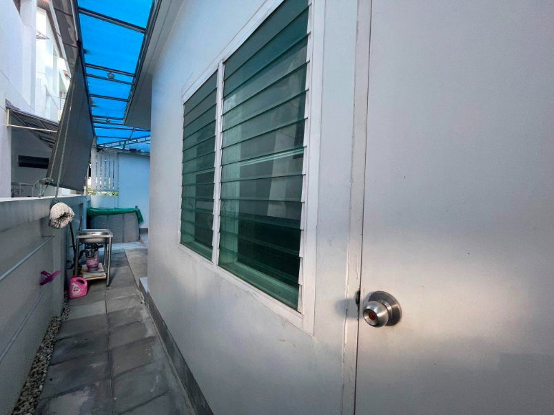 รูป ขายบ้านพร้อมผู้เช่าโครงการ Nirvana พระราม 9   3ชั้น ขนาด 38.5 ตรว. พื้นที่ใช้สอย 240 ตรม. 3 ห้องนอน  - รูปที่ 74/105