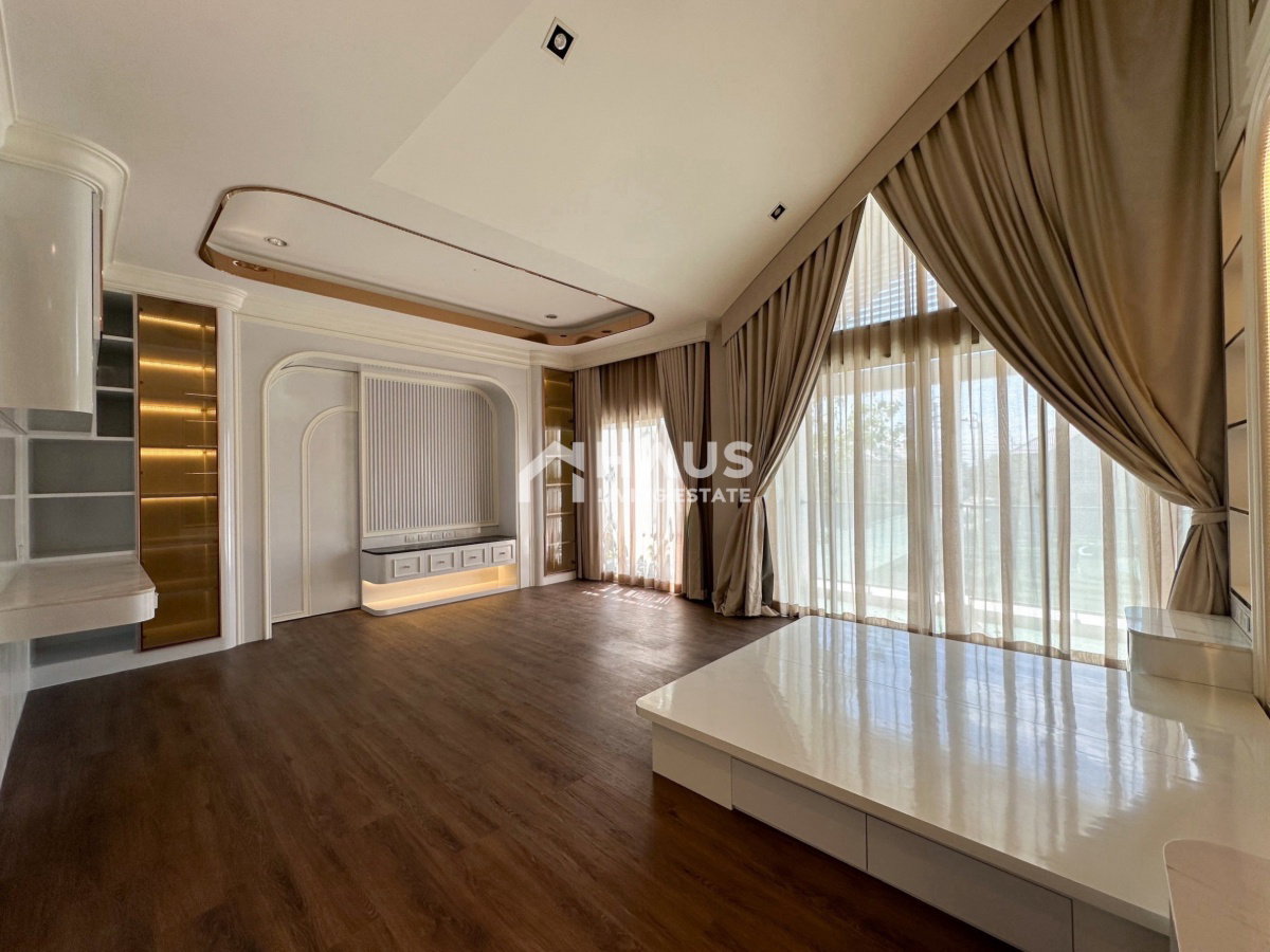 picture Bangkok Boulevard Westgate / 4 Bedrooms #HBGY003 - 11/20