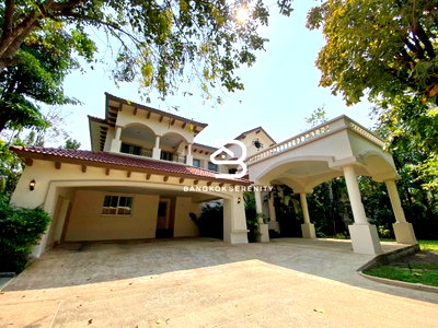 Houses for sale Soi Bearing (Sukhumvit 107) : Prukpirom Regent Sukhumvit -Lasalle for Sale with private pool