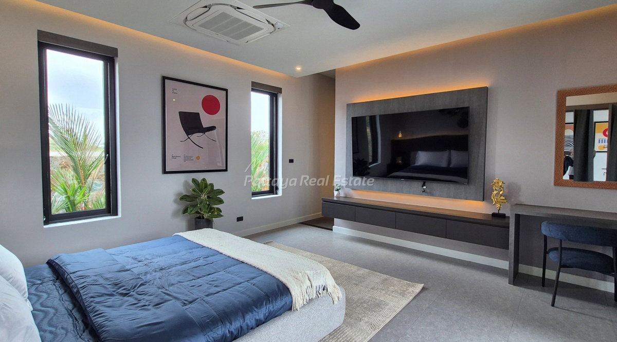 รูป HEHSP01 - ขายบ้านวิลล่า 4 ห้องนอน ฮอร์สชูพอยท์ - รูปที่ 9/17