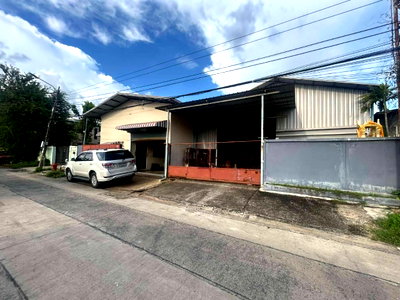 ที่ดิน วิทยาลัยเซาธ์อีสท์บางกอก : ขายที่ดินปุณณวิถี27 สุขุมวิท101 ที่ดิน 200 ตร.ว บางจาก พระโขนง ใกล้รถไฟฟ้าBTS ปุณณวิถี พร้อมสิ่งปลูกสร้าง สำนักงาน  ใกล้ศรีนครินทร์ บางนา 0879074045