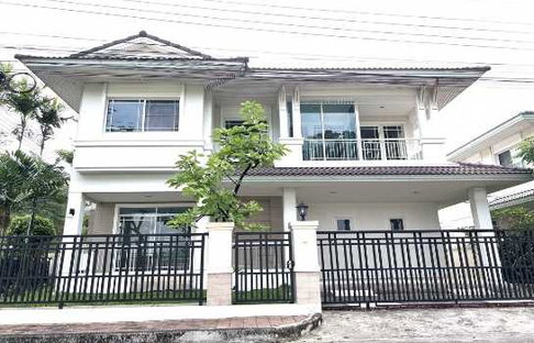 ขายบ้านเดี่ยว หมู่บ้านนันทวันศรีนครินทร์ - 75.6 ตร.ว. 271 ตร.ม. 3นอน 5น้ำ **บ้านใหม่พร้อมเข้าอยู่ ติดจุดขึ้น-ลงทางด่วน เพียง 2 นาที**