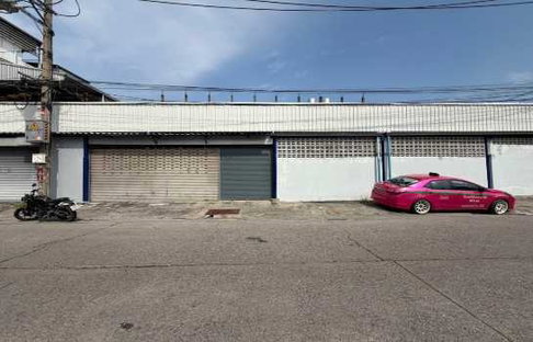 Warehouse for rent, Soi Bang Khun Thian 11, near Central Rama 2, corner building, 550 sq m, 161 sq wa