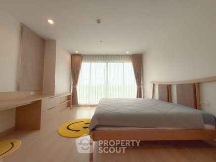 3-BR Condo For Sale, Supalai Riva Grande, Near BTS/MRT Chong Nonsi (ID 2441325)