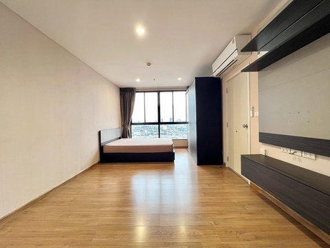 💥💥ขายด่วน!! Condo The Tree Interchange Stu.29.21 ตร.ม.ตึก B ชั้น 30 ใกล้ MRT เตาปูน/บางโพ ขาย 2.45 ล้านบาท!! สอบถาม LINE ID: @atfirm💥💥