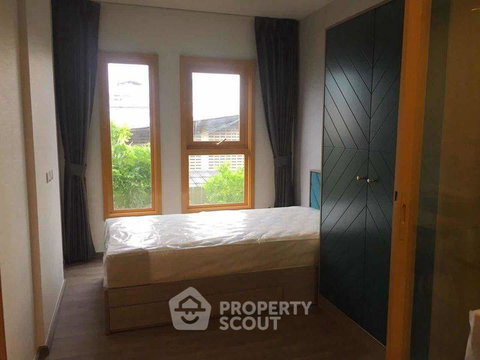 1-BR Condo At The Base Sukhumvit 50 Near BTS On Nut (ID 2442754)