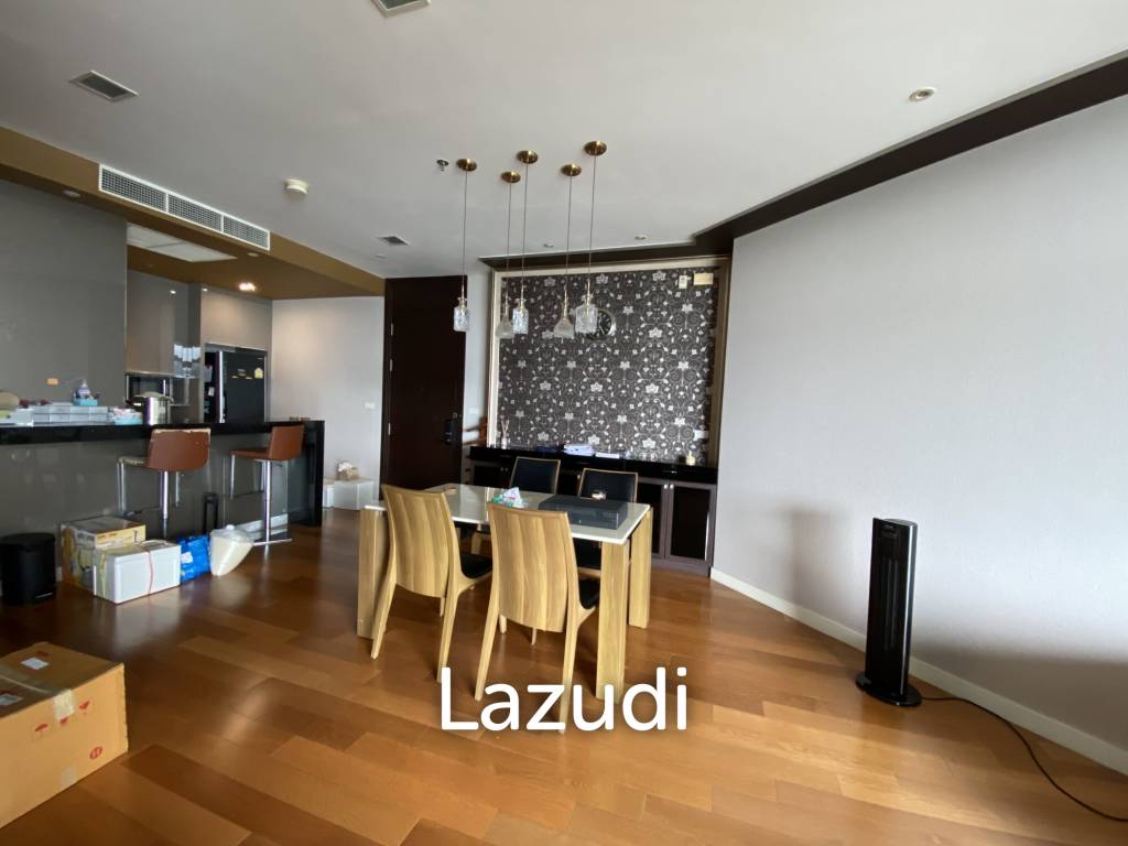 รูป Stunning 2-Bed Condo With Skyline Views Bangkok - รูปที่ 2/18