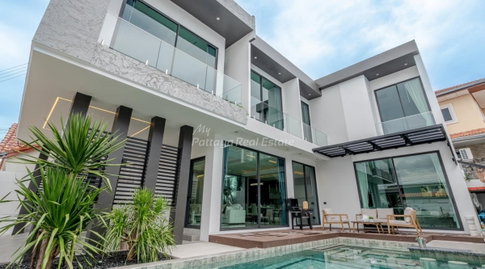 HJ0004 - ขายบ้านวิลล่า 5 ห้องนอน จอมเทียน