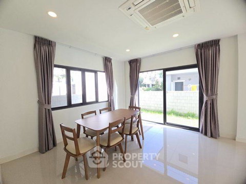บ้านเดี่ยว 3 ห้องนอน ขาย ใน Centro Rama 2-Puttabucha ใกล้ท่าข้าม บางขุนเทียน (ID 2427695)