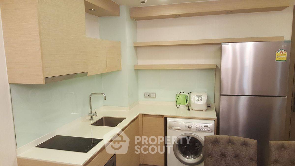 รูป คอนโด 1 ห้องนอน 50 ตร.ม. ที่ Via Botani ใกล้ BTS พร้อมพงษ์ (ID 2346315) - รูปที่ 3/5