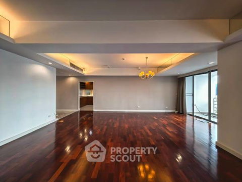 ชั้น 18 ขนาด 260 ตร.ม. 3 ห้องนอน La Cascade Condominium ใกล้ BTS เอกมัย (ID 2370005)