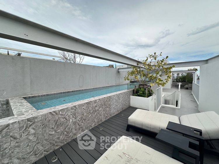 รูป บ้าน 3 ห้องนอน ขนาด 703 ตร.ม. ที่ D8 Residence Super Luxury Class พลับพลา (ID 2435256) - รูปที่ 4/6