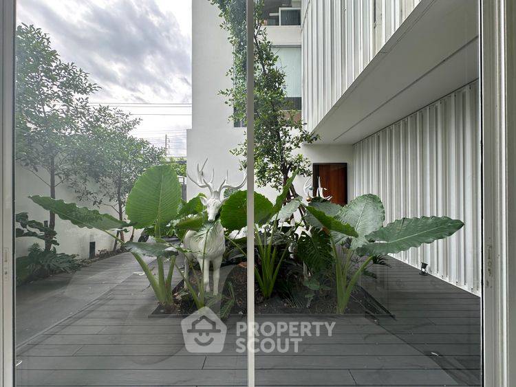 รูป บ้าน 3 ห้องนอน ขนาด 703 ตร.ม. ที่ D8 Residence Super Luxury Class พลับพลา (ID 2435256) - รูปที่ 3/6
