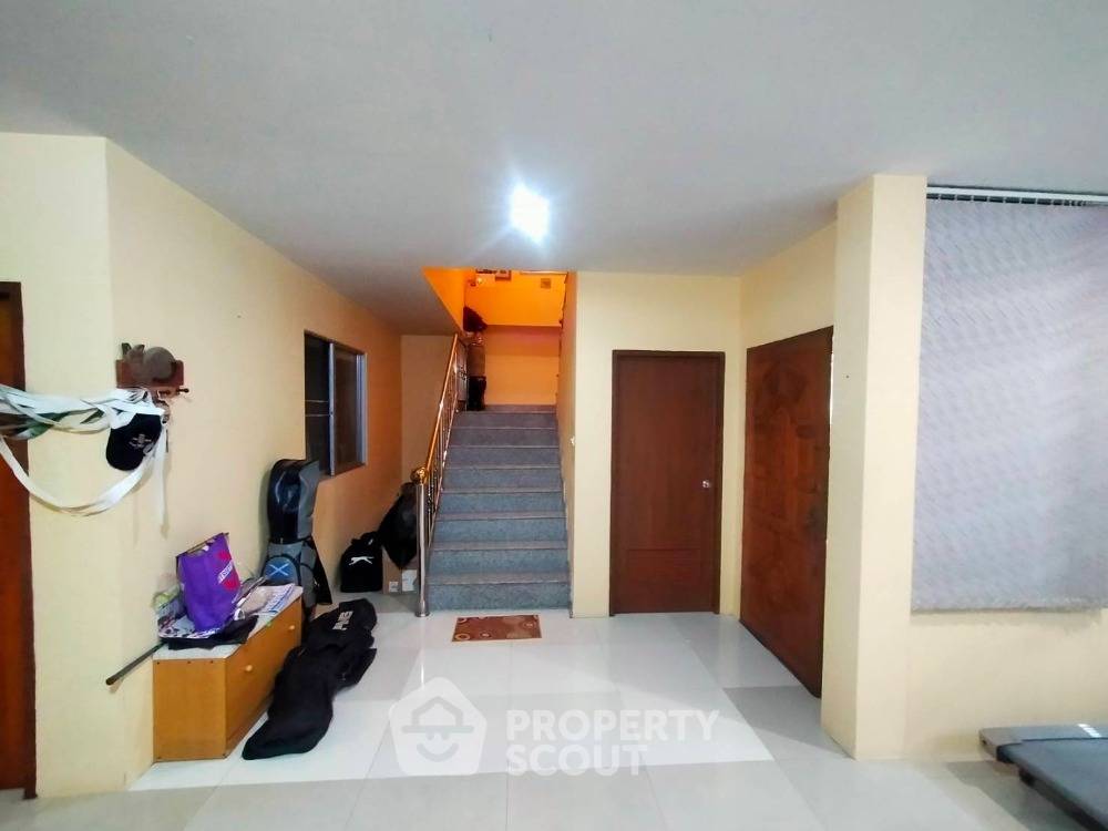 รูป บ้านเดี่ยว 4 ห้องนอน ขาย ใกล้บึงมะประจัน พง อ.บางละมุง จ.ชลบุรี (ID 1320324) - รูปที่ 10/18