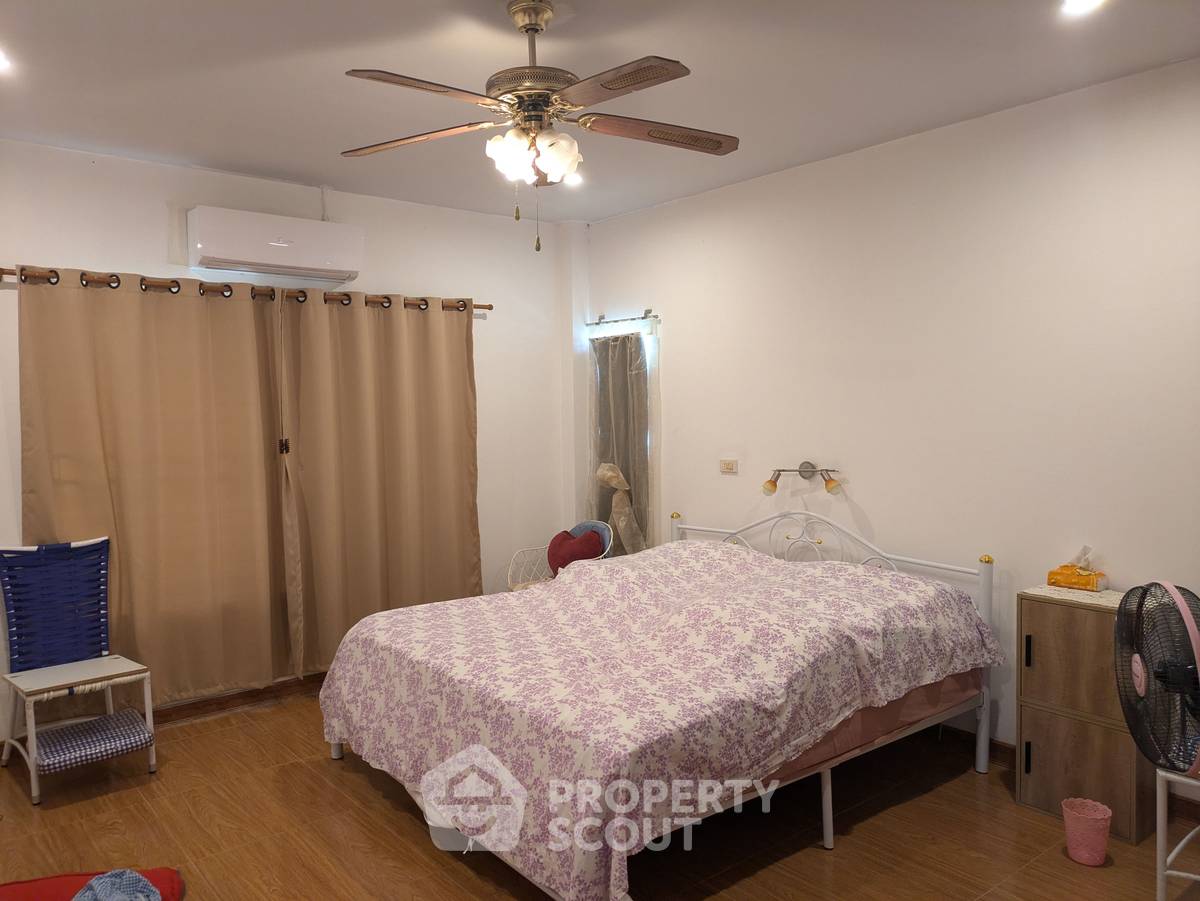 รูป บ้าน 4 ห้องนอน สำหรับเลี้ยงสัตว์ ได้ ใกล้ นาจอมเทียน พัทยา-สัตหีบ (ID 1560951) - รูปที่ 7/9