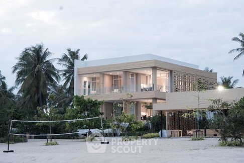 365 Sqm Land For Sale In Khlong Wan, Mueang Prachuap Khiri Khan. Priced At THB 65,000,000. (ID 1545740)