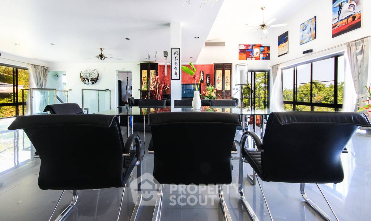 picture Pet-Friendly 5-BR Villa 650 Sqm For Sale In Ratsada, Phuket (ID 792688) - 4/16