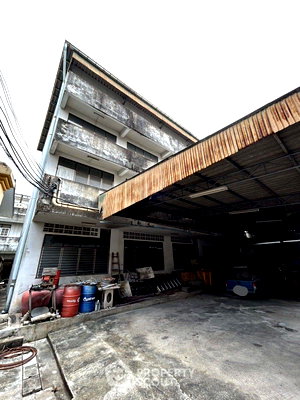 Land for sale Charoen Nakhon Station : Land 992 Sqm For Sale In Khlong San, Near BTS Krung Thon Buri (300m) (ID 1019359)