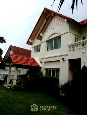 Houses for sale Kasetsart University Si Racha Campus : 3-BR House For Sale In Si Racha, Chon Buri (203.8 Sqm) (ID 1601163)