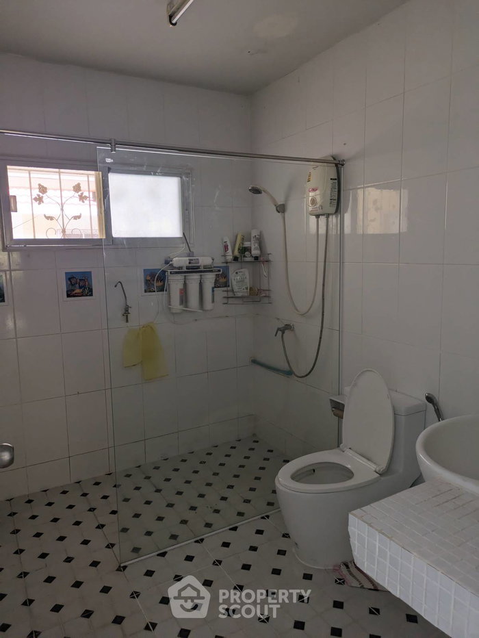 รูป บ้าน 4 ห้องนอน สำหรับเลี้ยงสัตว์ ได้ ใกล้ นาจอมเทียน พัทยา-สัตหีบ (ID 1560951) - รูปที่ 8/9