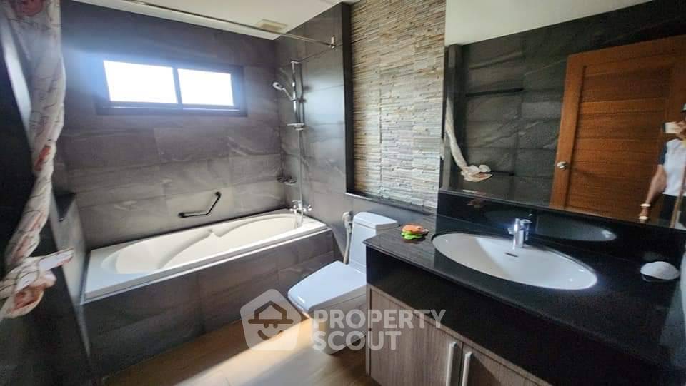 รูป บ้านเดี่ยว 3 ห้องนอน พร้อมเลี้ยงสัตว์ได้ ขาย ในบ้านพัทยา 5 ใกล้ห้วยใหญ่ (ID 1701480) - รูปที่ 13/13