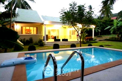 Houses for sale ม.ตาปี : Pet-Friendly 4-BR House With 382 Sqm Lot, Near Talat Surat Thani (ID 1526815)