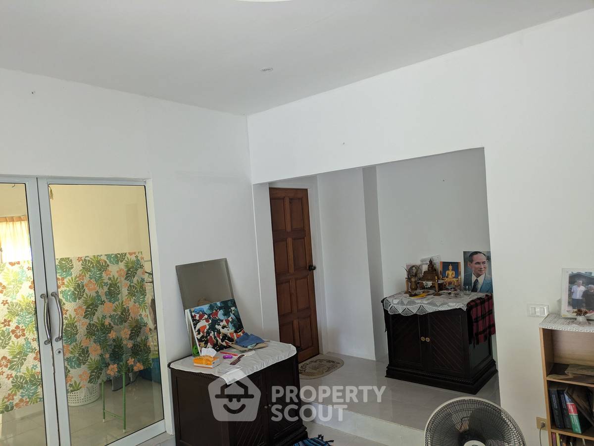 รูป บ้าน 4 ห้องนอน สำหรับเลี้ยงสัตว์ ได้ ใกล้ นาจอมเทียน พัทยา-สัตหีบ (ID 1560951) - รูปที่ 3/9