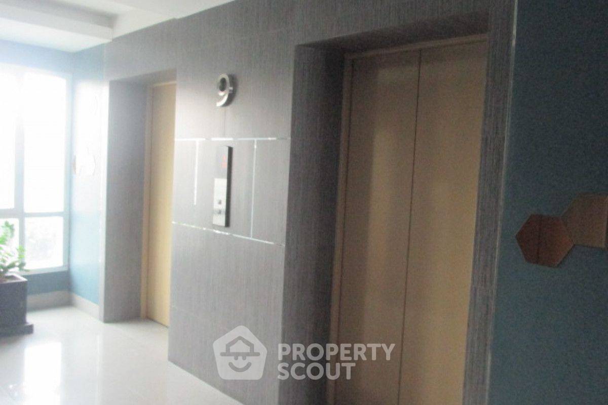 picture High-Floor 1-BR 37 Sqm Thru Thonglor, 31st Floor, Bang Kapi (ID 2131323) - 3/5