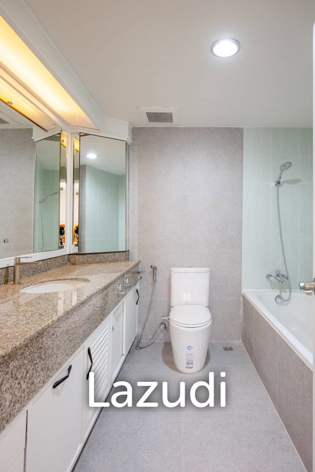 รูป Luxurious 3-Bedroom Condo at Las Colinas Bangkok - รูปที่ 31/36