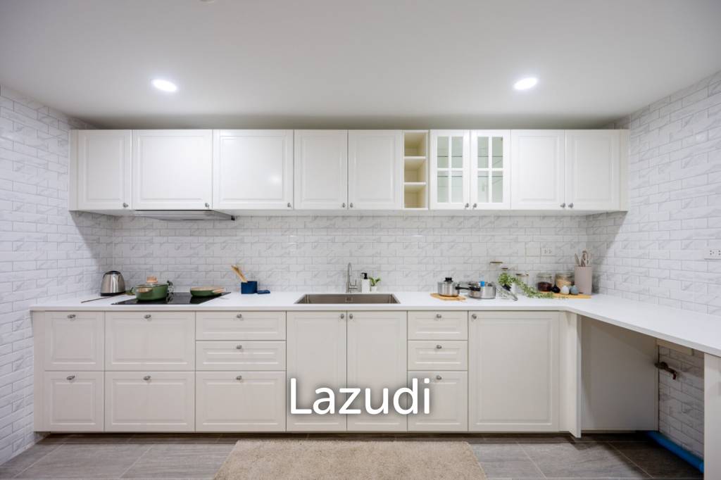รูป Luxurious 3-Bedroom Condo at Las Colinas Bangkok - รูปที่ 21/36