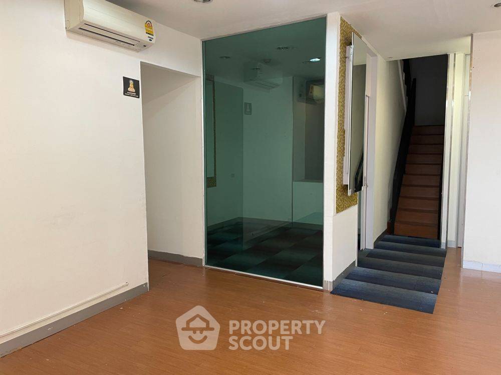 รูป คอนโด 1 ห้องนอน พื้นที่ 117 ตร.ม. ชั้น 1 ใกล้เมืองนนทบุรี โครงการ M Society ถนนบางใหญ่ (ID 2150206) - รูปที่ 9/10